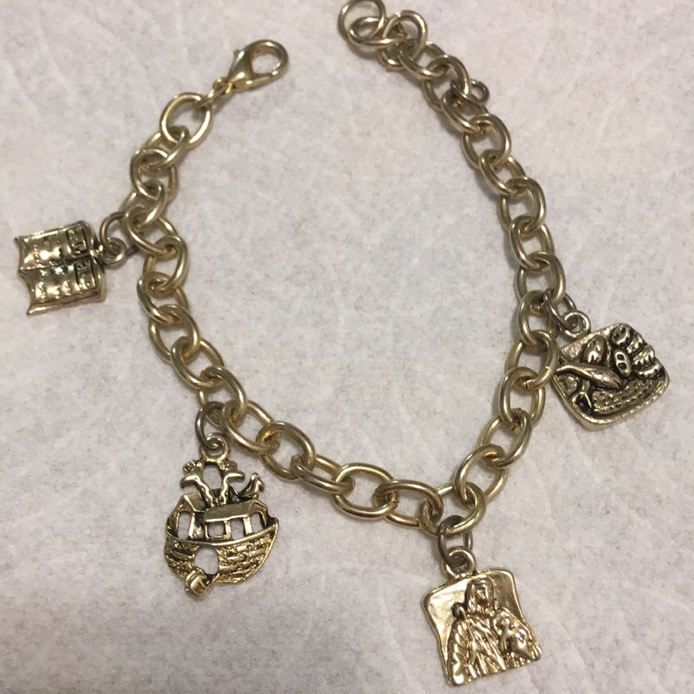 Vintage Noah’s ark charm bracelet